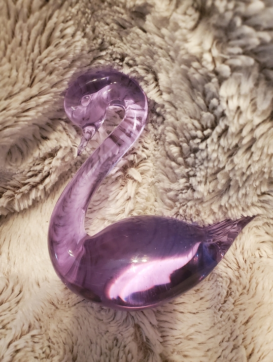 vintage glass swan Other - Vintage Konstglas Ronneby Sweden Lavender Purple Art Glass Swan Bird Figurine